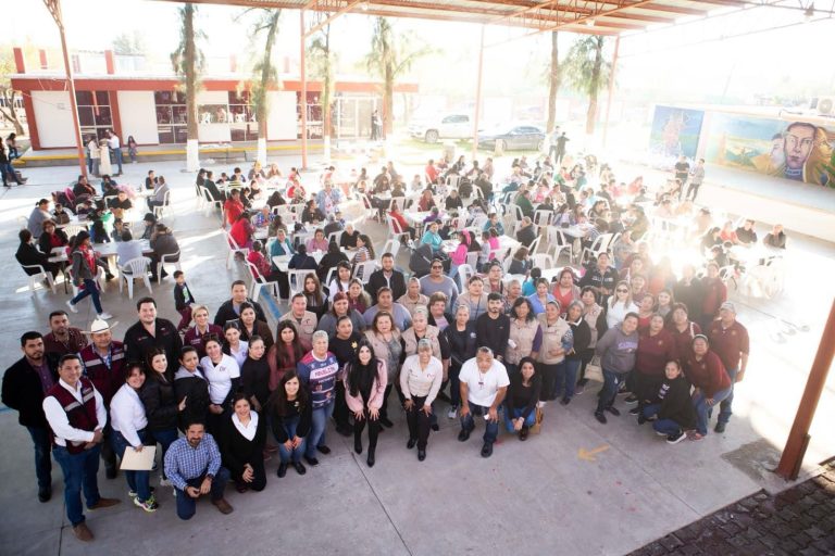 PRESIDE NATALY GARCIA DIAZ AUDIENCIA PUBLICA EN DÍAZ ORDAZ