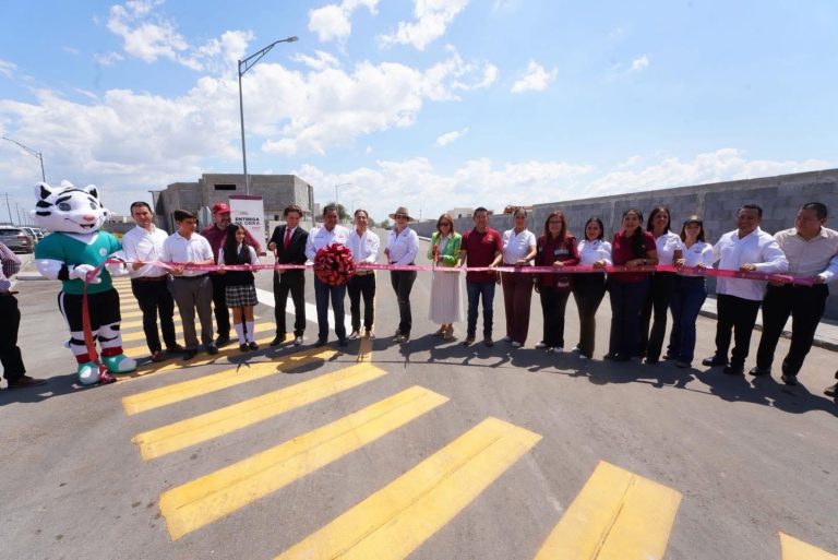 CARMEN LILIA CANTUROSAS CUMPLE CON MÁS OBRAS DE INFRAESTRUCTURA URBANA AL SUR DE LA CIUDAD